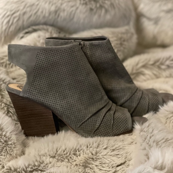 Vince Camuto Kentvi Peep Toe Booties - Picture 8 of 8